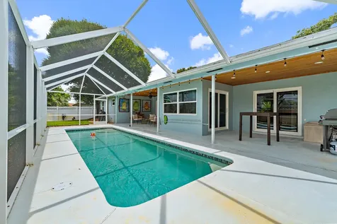 76 Wingo Street Tequesta FL 33469