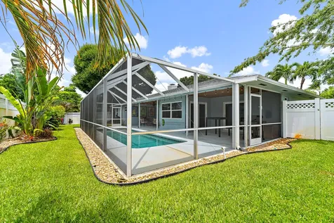 76 Wingo Street Tequesta FL 33469