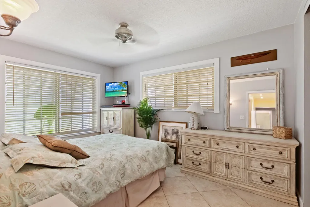 349 SW 14th Court Pompano Beach FL 33060