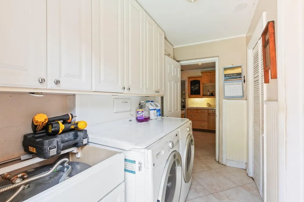 349 SW 14th Court Pompano Beach FL 33060