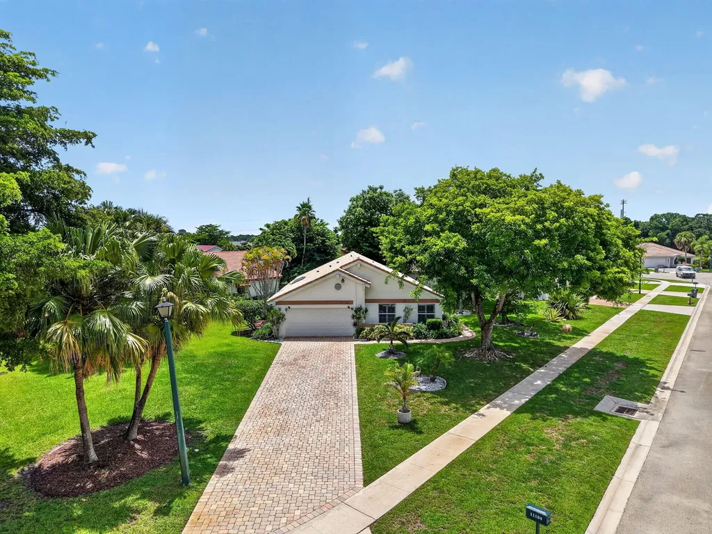 11134 Highland Circle Boca Raton FL 33428