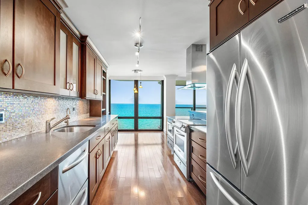 250 S Ocean Boulevard Boca Raton FL 33432