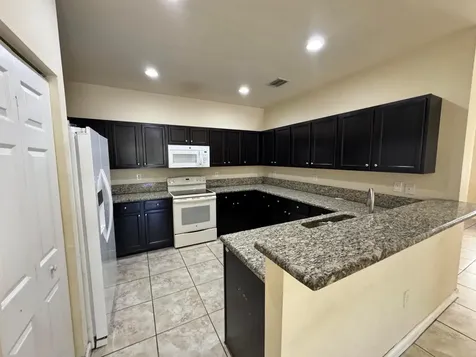 9136 SW 227th Terrace Cutler Bay FL 33190