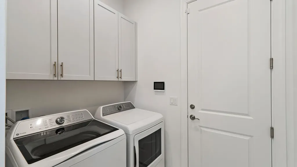 204 SE Via Sangro Port St Lucie FL 34952