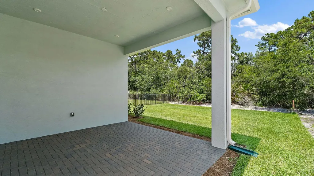 204 SE Via Sangro Port St Lucie FL 34952