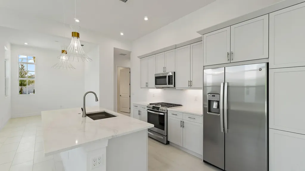 204 SE Via Sangro Port St Lucie FL 34952