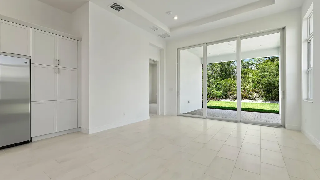 204 SE Via Sangro Port St Lucie FL 34952