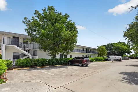 1300 NW 2nd Avenue Pompano Beach FL 33060