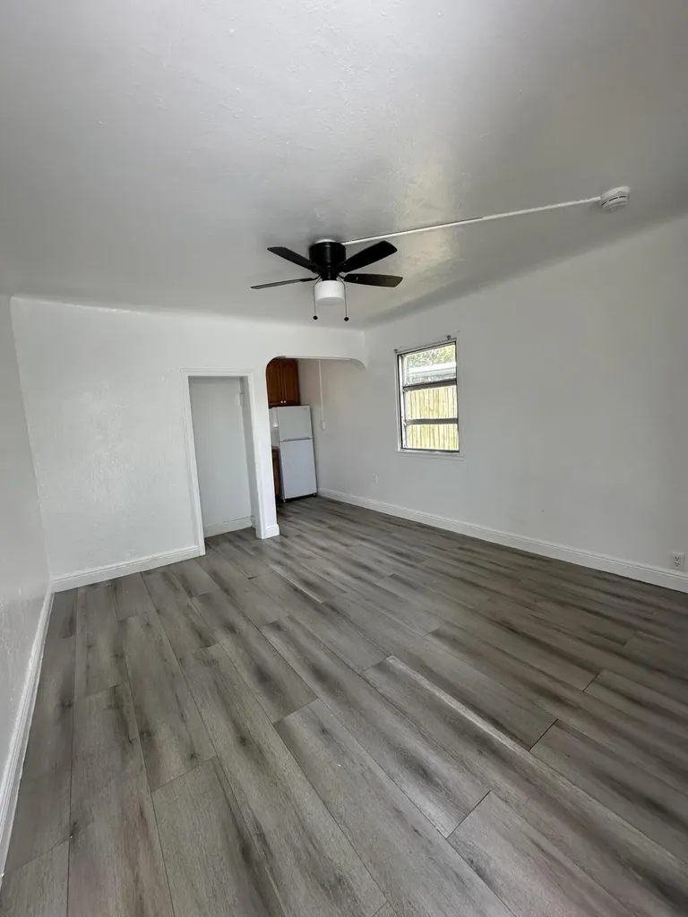 17 Detroit Street Lake Worth FL 33461