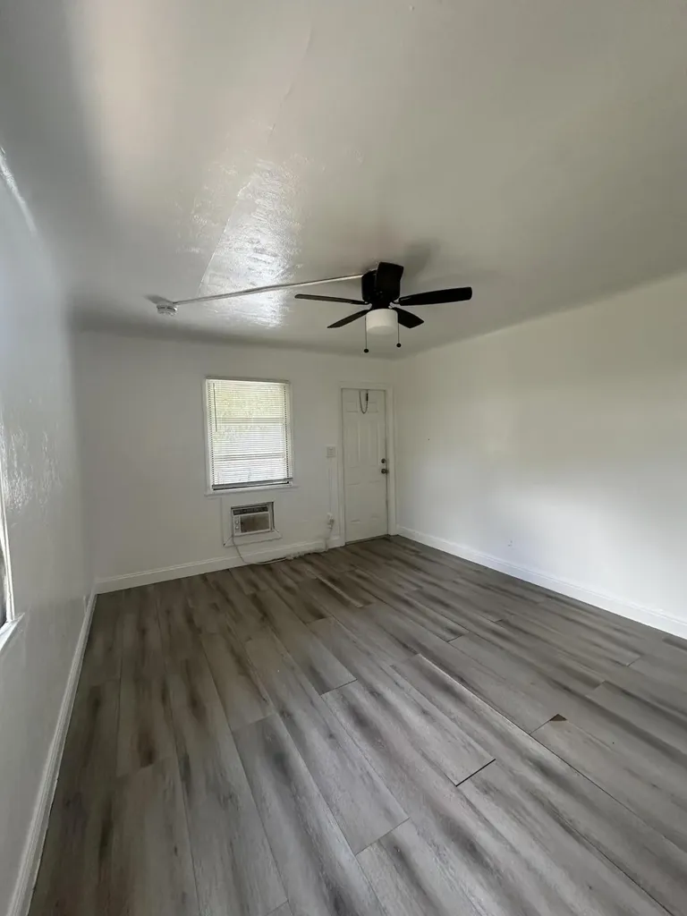 17 Detroit Street Lake Worth FL 33461