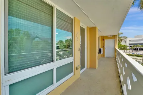 2400 NE 9th Street Fort Lauderdale FL 33304