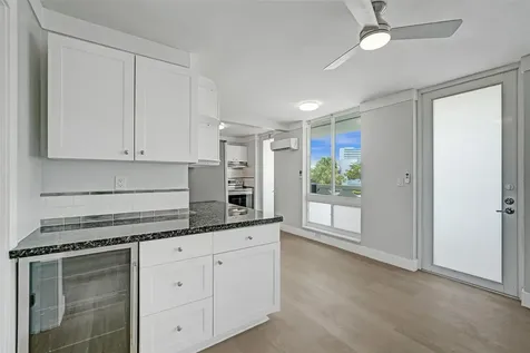 2400 NE 9th Street Fort Lauderdale FL 33304