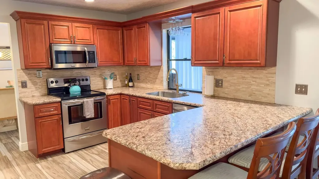 2526 SE Victory Avenue Port St Lucie FL 34952