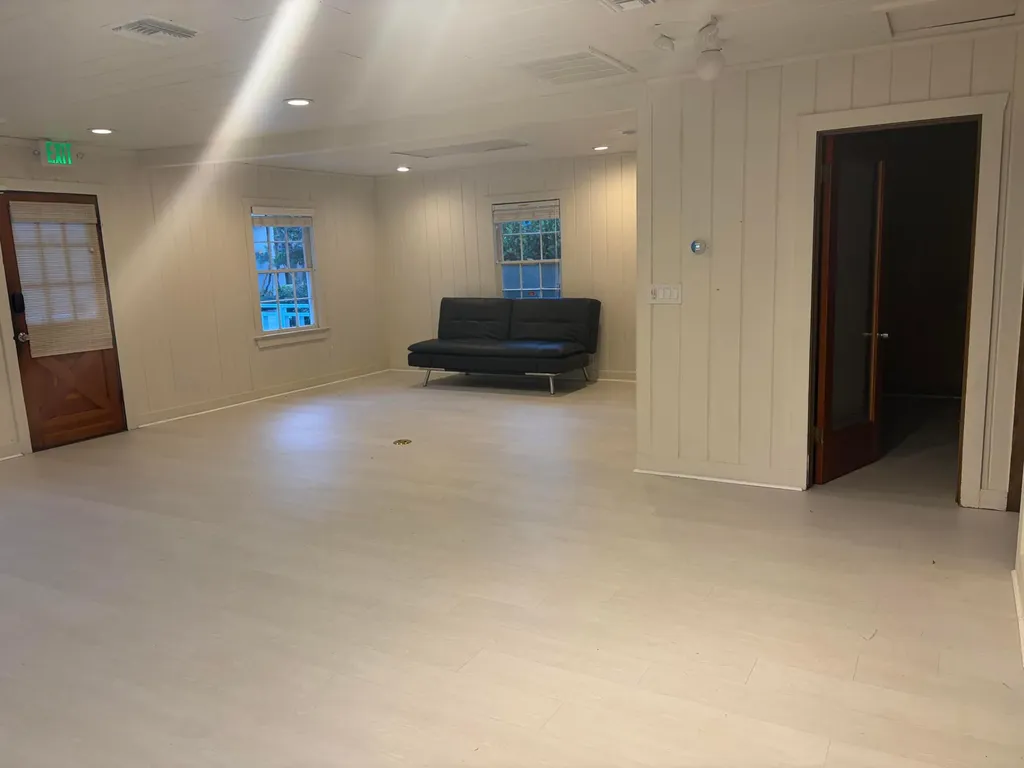 154 NE NE 5th Avenue Delray Beach FL 33483