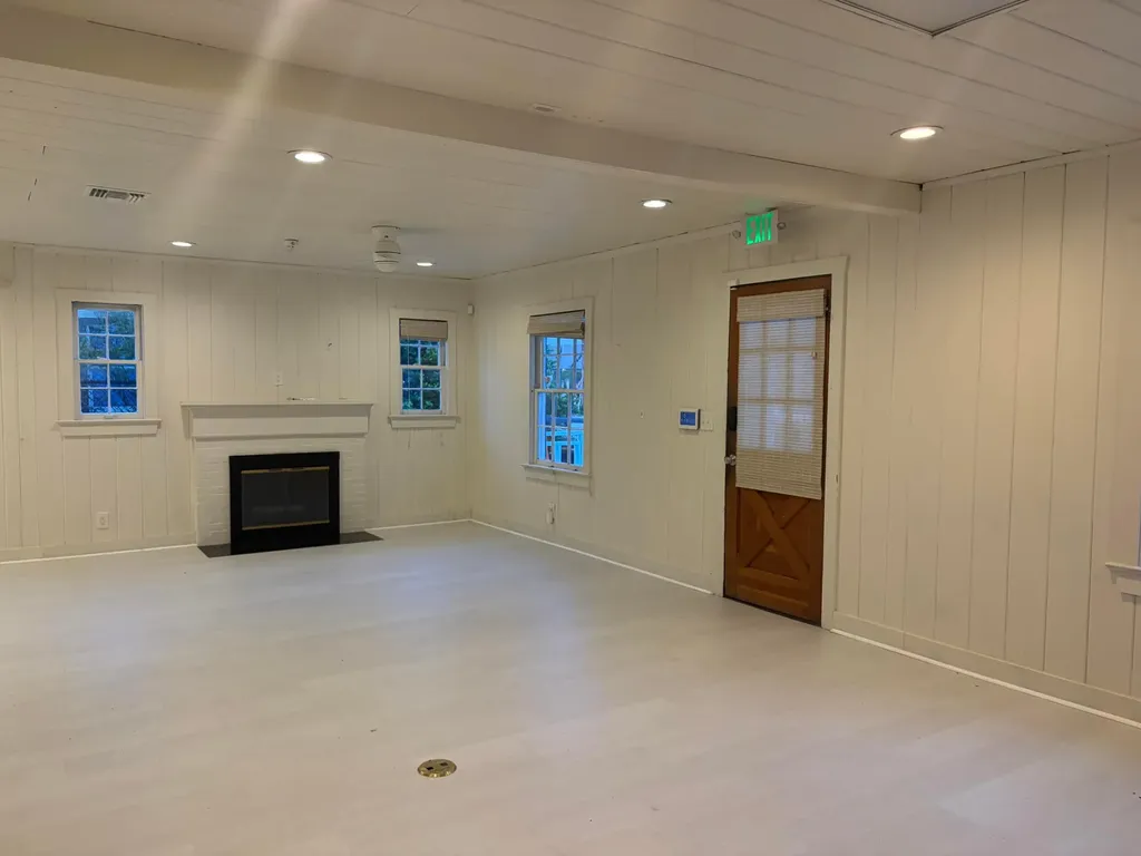 154 NE NE 5th Avenue Delray Beach FL 33483