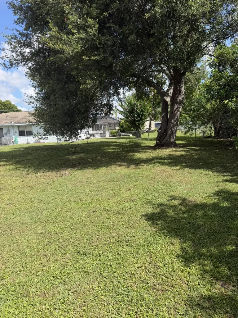 1155 SE Sabina Lane Port St Lucie FL 34983