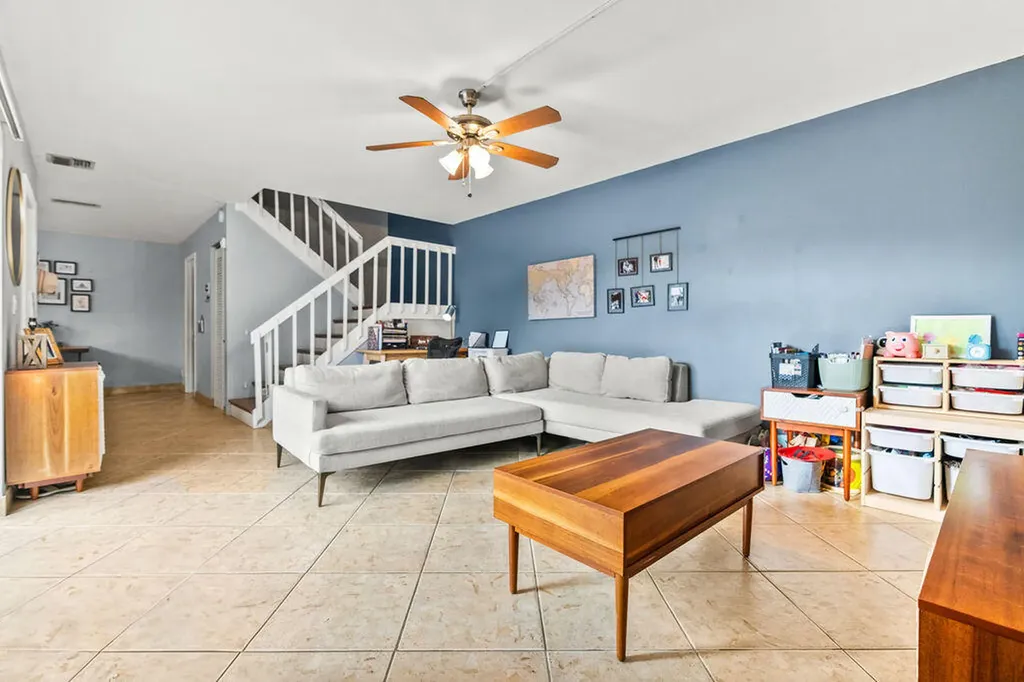 29 Lake Arbor Drive Palm Springs FL 33461