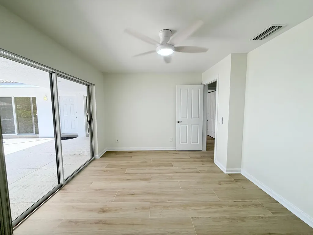 6104 Red Oak Court Palm Beach Gardens FL 33410