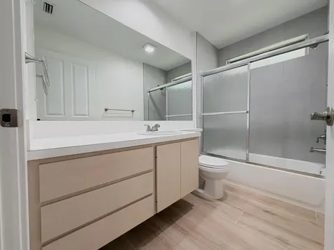 6104 Red Oak Court Palm Beach Gardens FL 33410