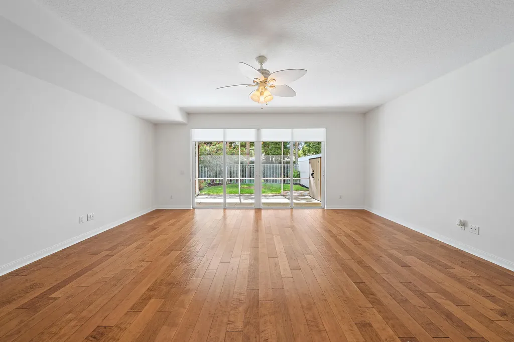 442 Capistrano Drive Palm Beach Gardens FL 33410