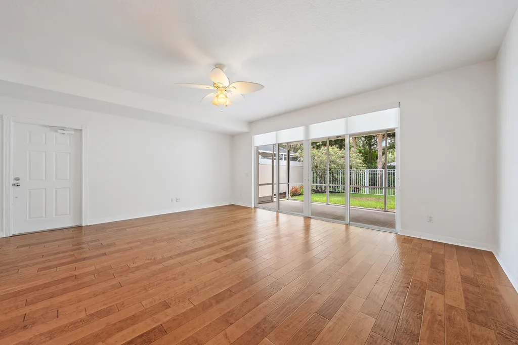 442 Capistrano Drive Palm Beach Gardens FL 33410