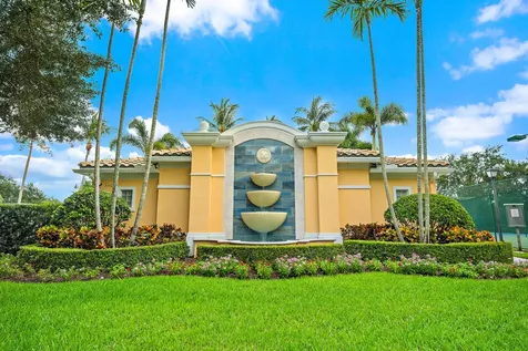 442 Capistrano Drive Palm Beach Gardens FL 33410