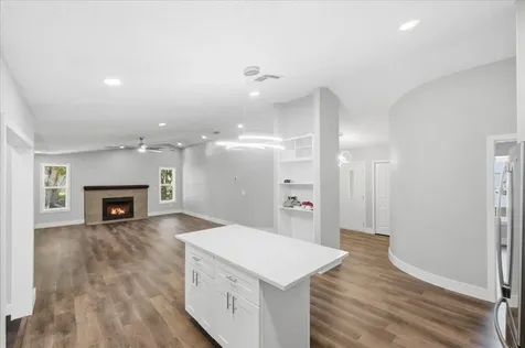 271 Naylor NE Palm Bay FL 32907