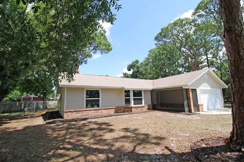 271 Naylor NE Palm Bay FL 32907