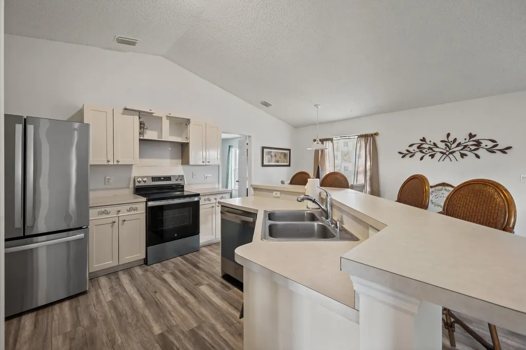 2472 SW Page Circle Port St Lucie FL 34953