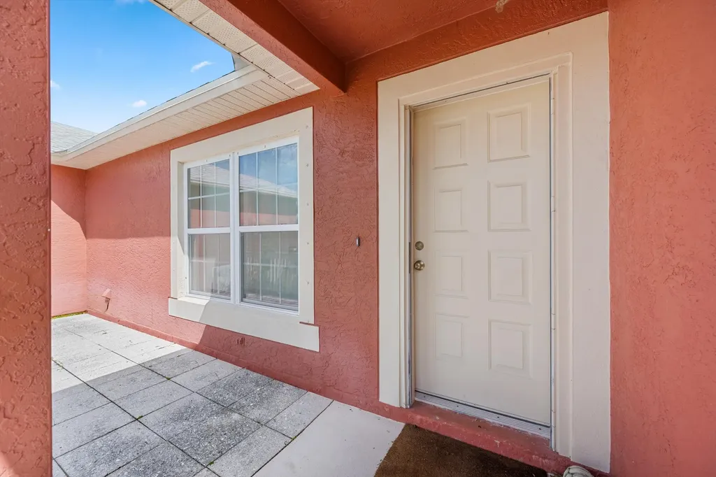 2472 SW Page Circle Port St Lucie FL 34953
