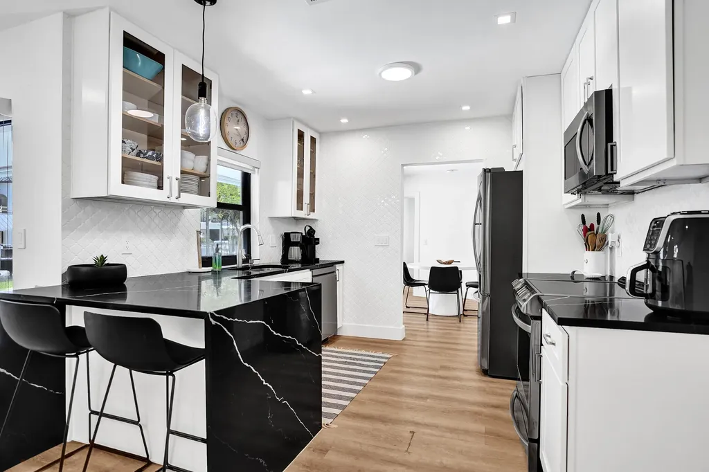 933 Banyan Drive Delray Beach FL 33483