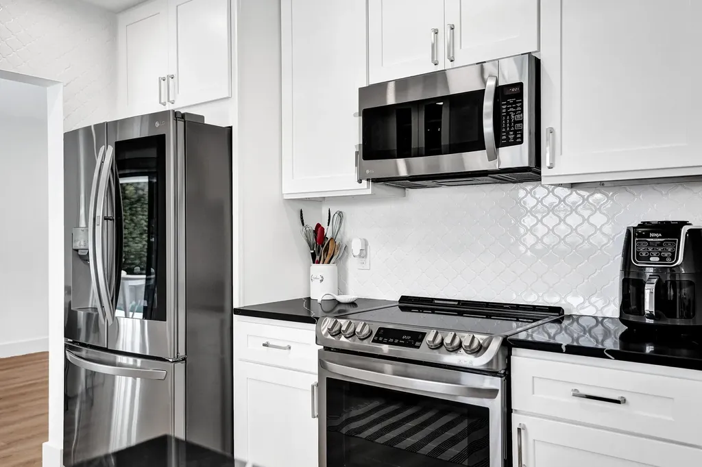 933 Banyan Drive Delray Beach FL 33483
