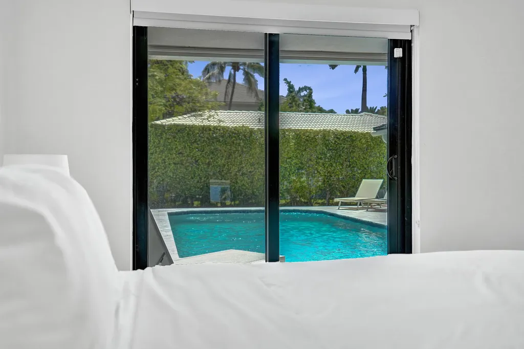 933 Banyan Drive Delray Beach FL 33483