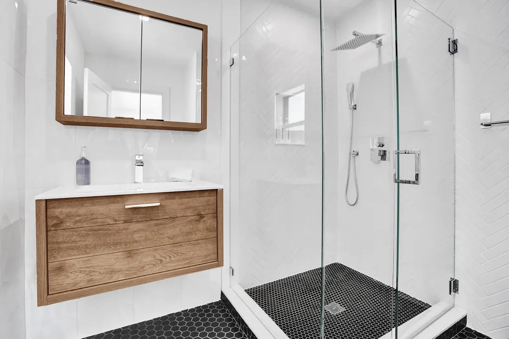 933 Banyan Drive Delray Beach FL 33483