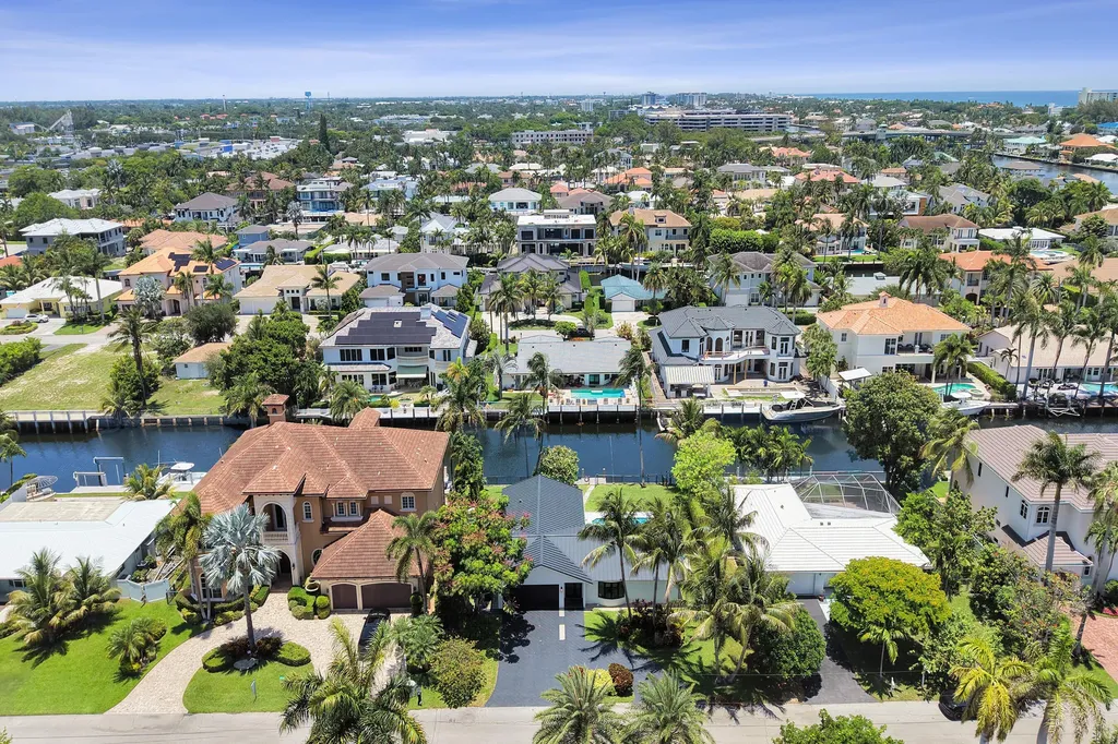 933 Banyan Drive Delray Beach FL 33483