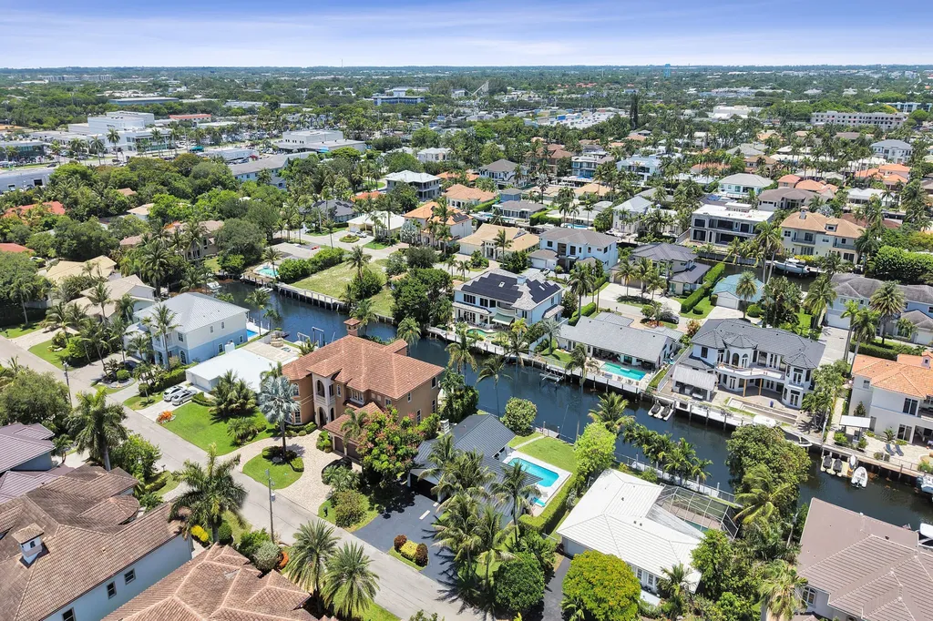 933 Banyan Drive Delray Beach FL 33483