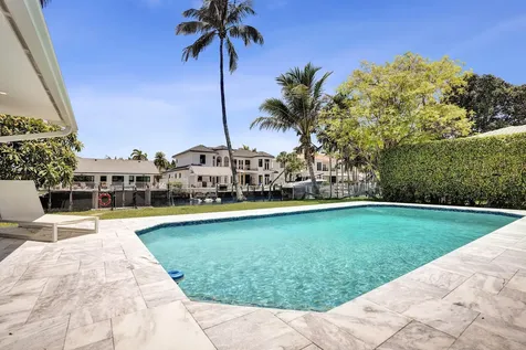 933 Banyan Drive Delray Beach FL 33483