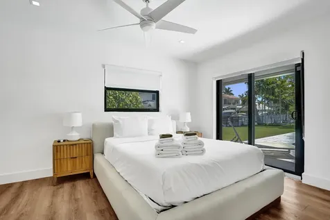 933 Banyan Drive Delray Beach FL 33483