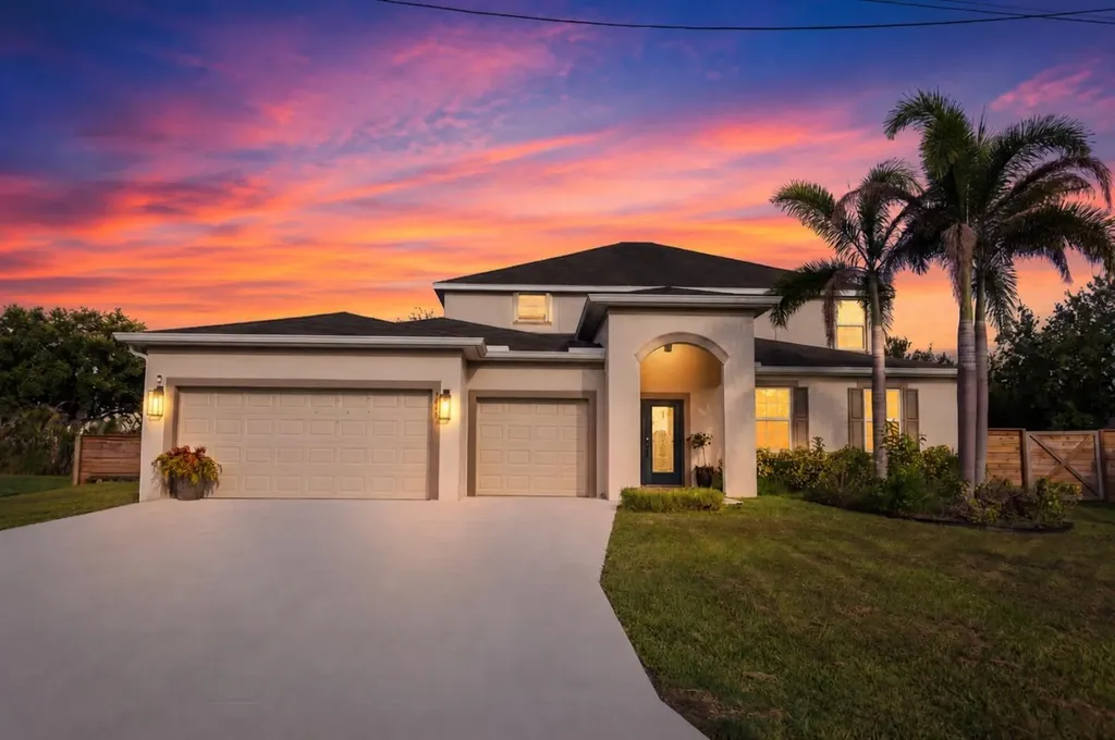 5648 NW Lorna Court Port St Lucie FL 34986