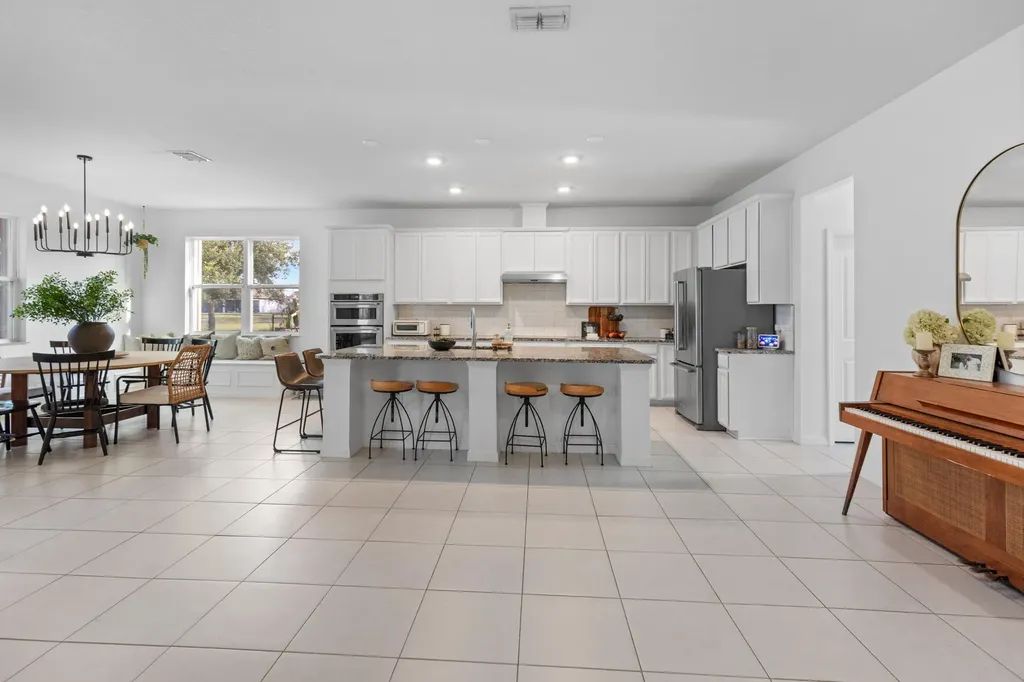 5648 NW Lorna Court Port St Lucie FL 34986