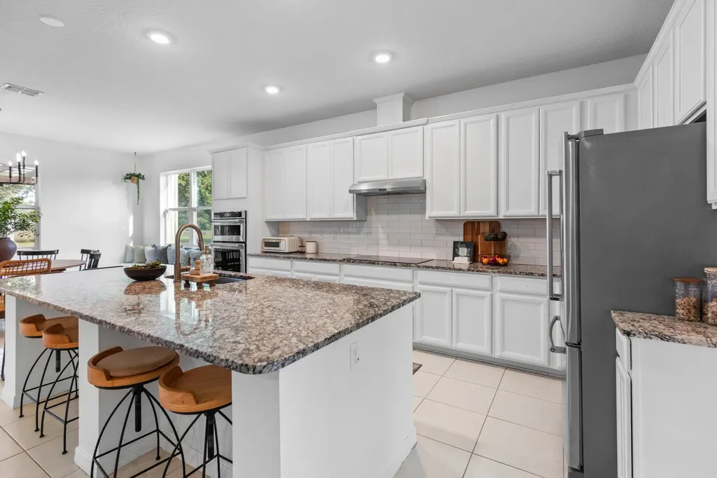 5648 NW Lorna Court Port St Lucie FL 34986