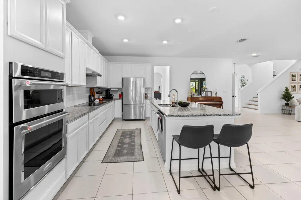 5648 NW Lorna Court Port St Lucie FL 34986