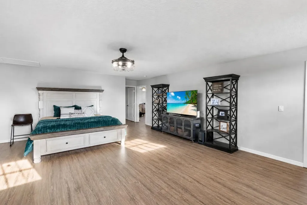 5648 NW Lorna Court Port St Lucie FL 34986