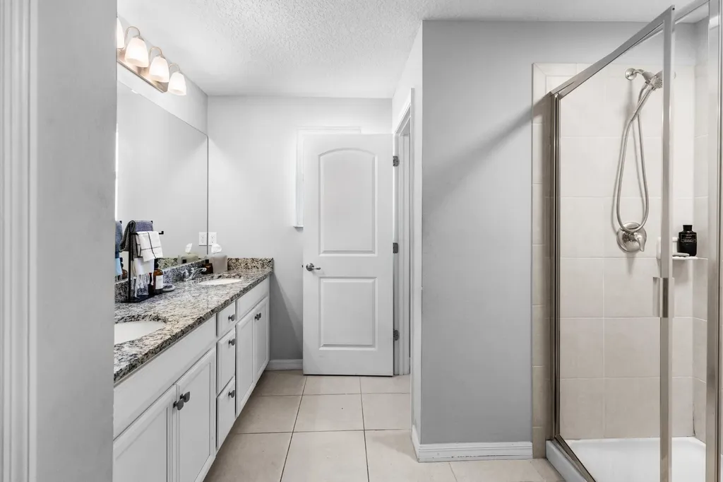 5648 NW Lorna Court Port St Lucie FL 34986
