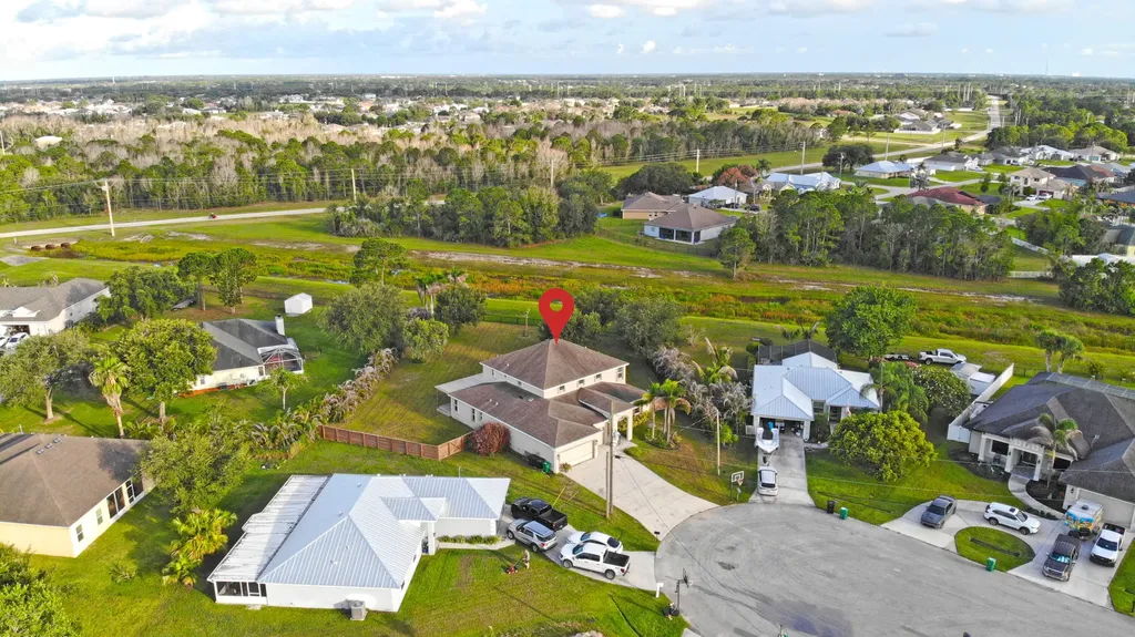 5648 NW Lorna Court Port St Lucie FL 34986