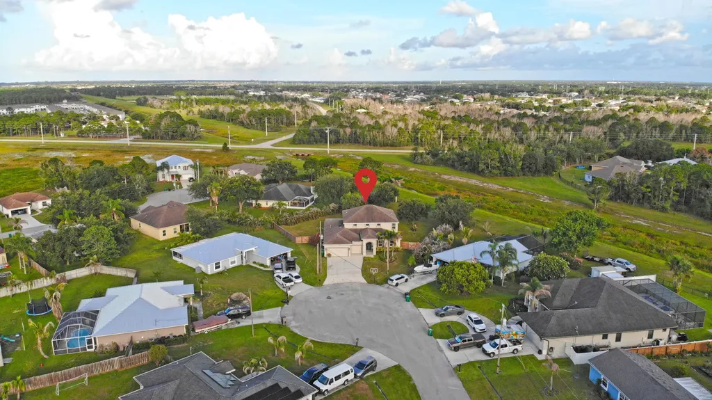 5648 NW Lorna Court Port St Lucie FL 34986