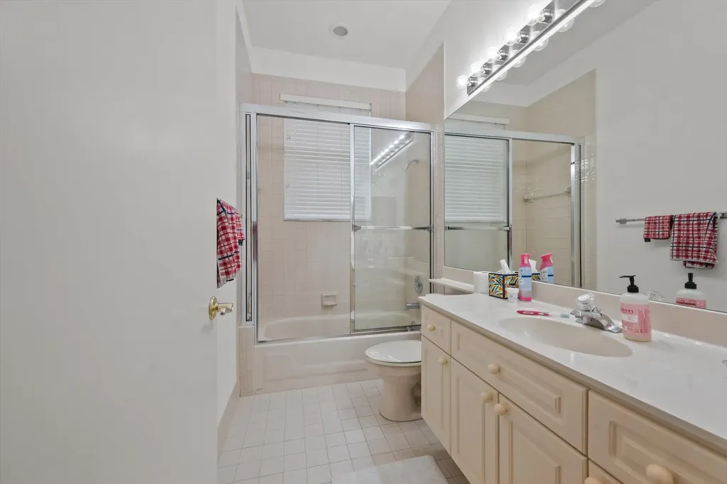 10499 Laurel Estates Lane Lake Worth FL 33449