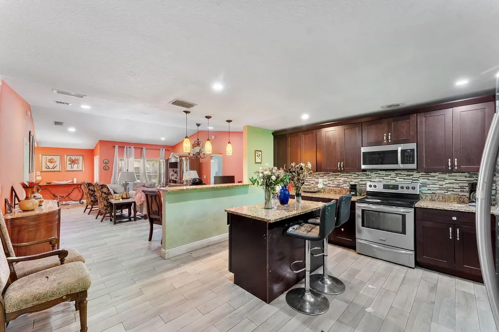5636 Priscilla Lane Lake Worth FL 33463
