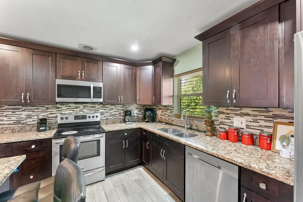 5636 Priscilla Lane Lake Worth FL 33463