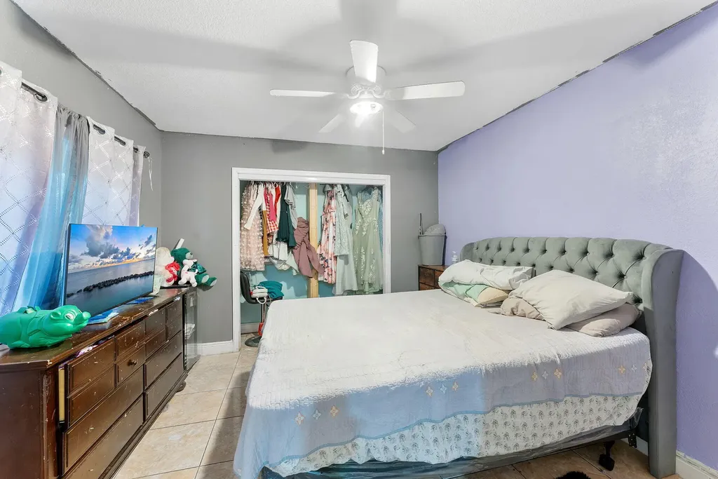 5636 Priscilla Lane Lake Worth FL 33463